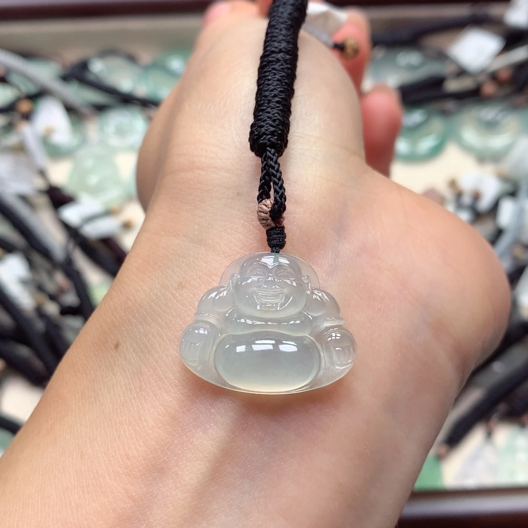 当***爹翡翠未镶嵌颈饰佛公