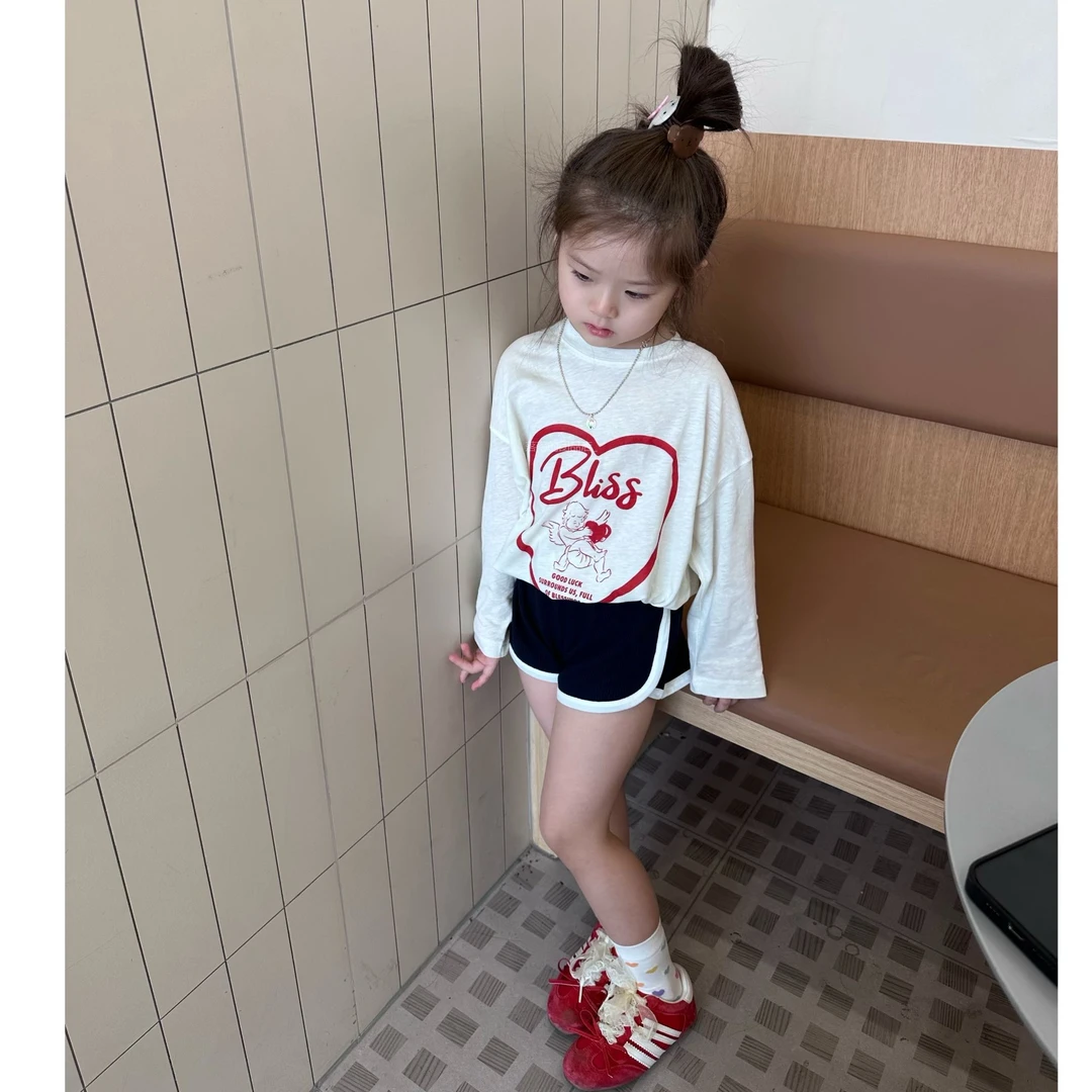 壹妈童装女童2025新款儿童服装印花爱心长袖T恤运动风短裤套装