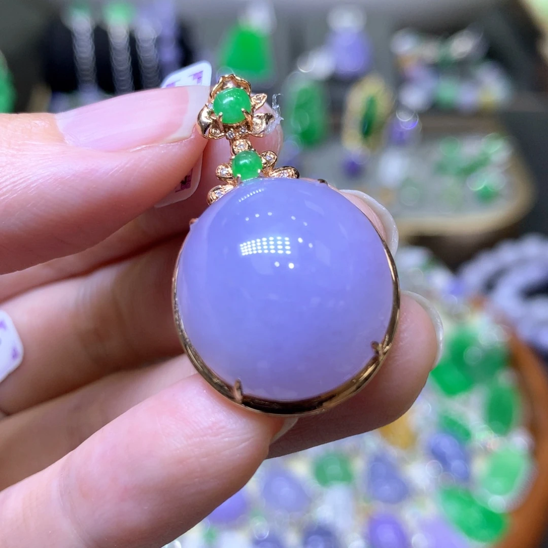 【闪购商品】翡翠颈饰18K金镶嵌翡翠吊坠项链