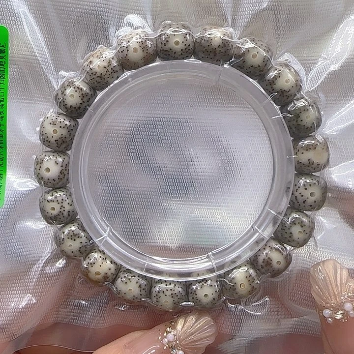 星月菩提手串16传说大眼睛星月菩提1.1桶单圈