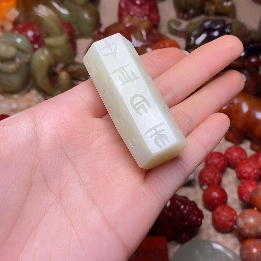 ****️蛇纹石玉未镶嵌颈饰