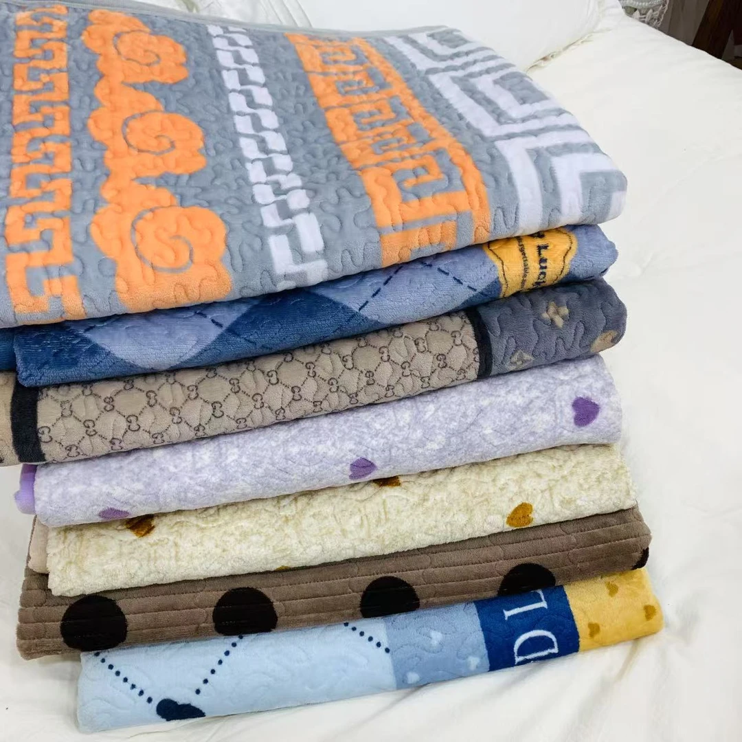 【不挑花色】牛奶绒90X200单人床盖沙发垫床边毯多功能毯