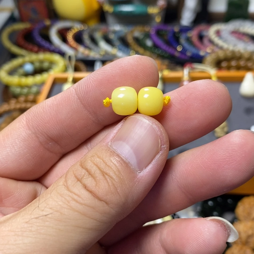 l***t手串星月菩提开播福利蜡蜡腰珠一对