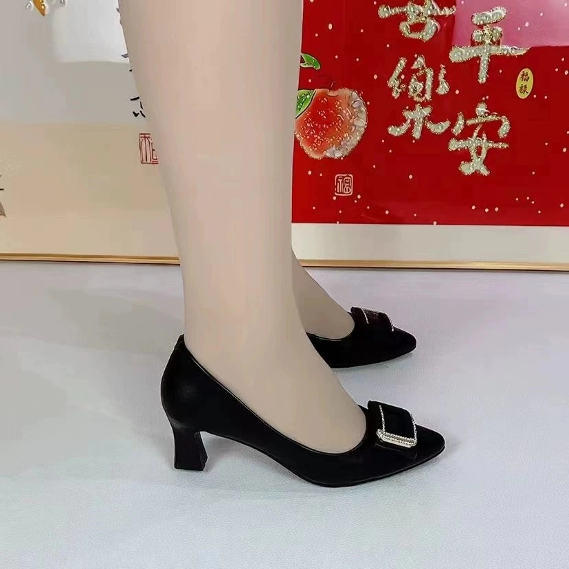 真皮女鞋粗跟高跟鞋2025春季新款皮鞋浅口百搭单鞋尖头职业工作鞋