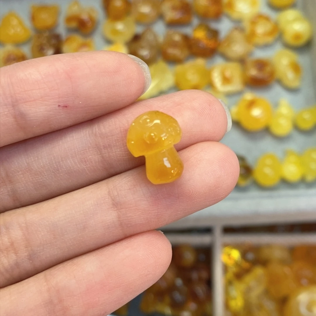 蜜蜡颈饰未镶嵌蘑菇