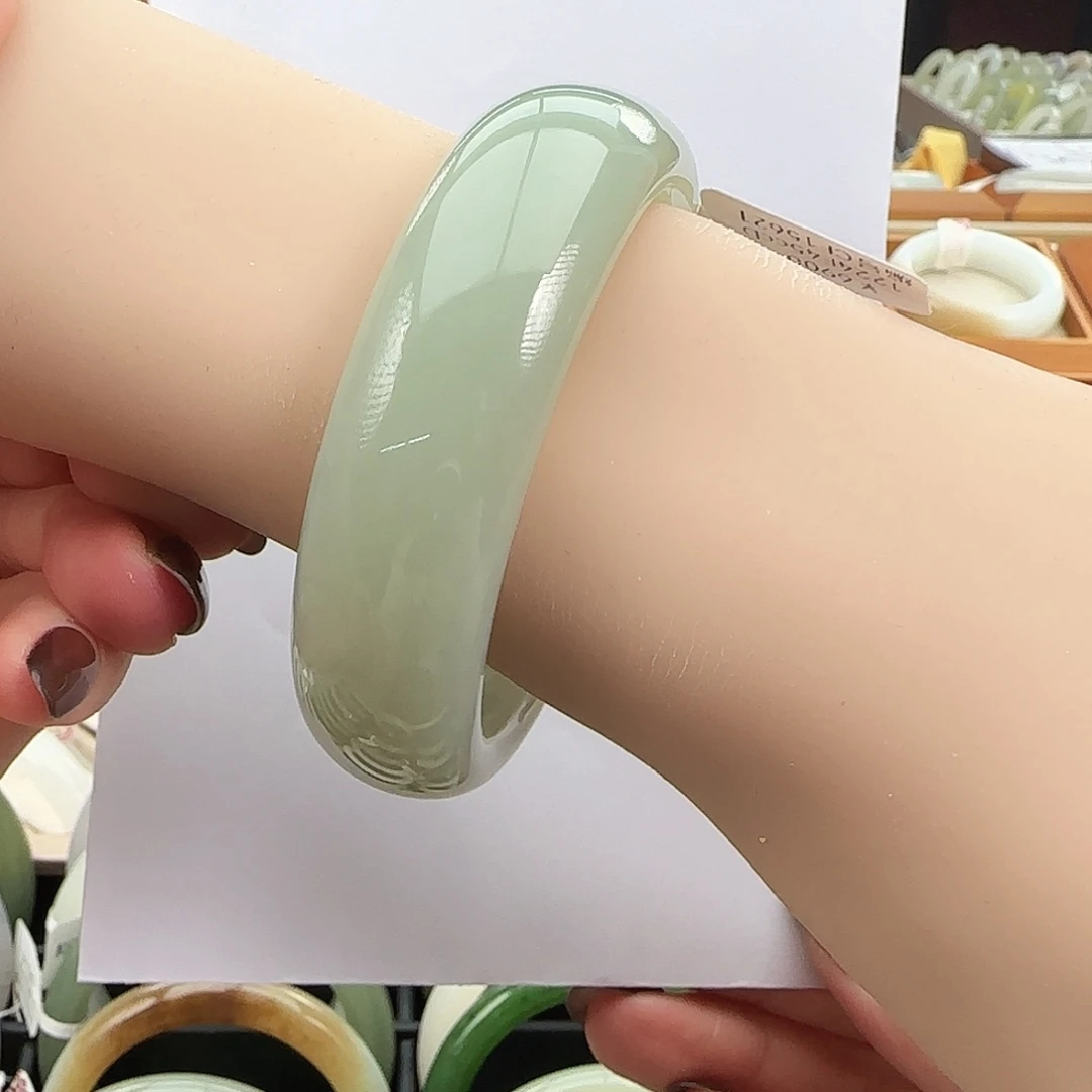 和田玉未镶嵌手镯奶蓝调宽版轮胎正圈56-57