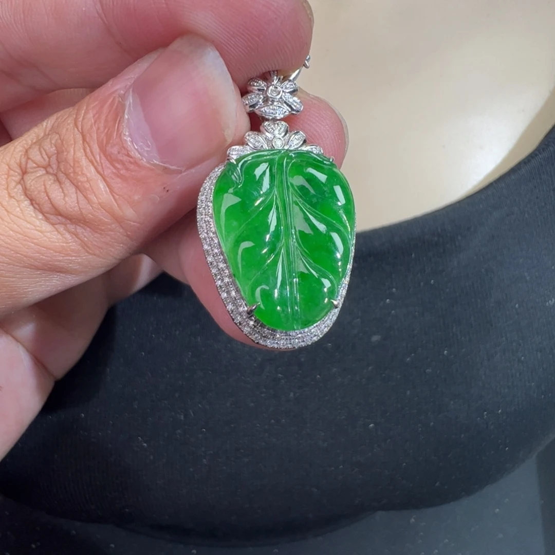 翡翠18K金镶嵌吊坠(不含链)