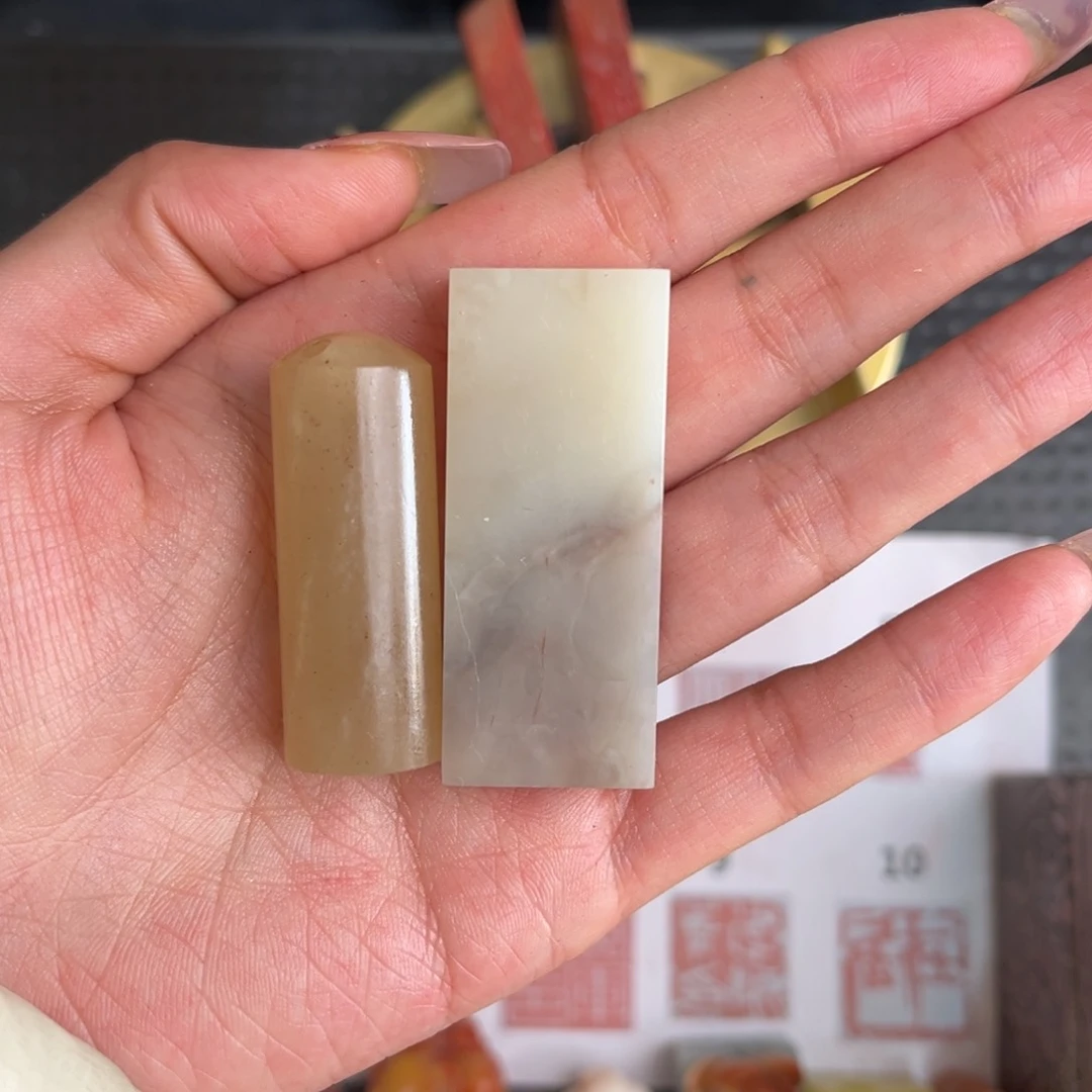 老挝石水**亚现场纯手工篆刻