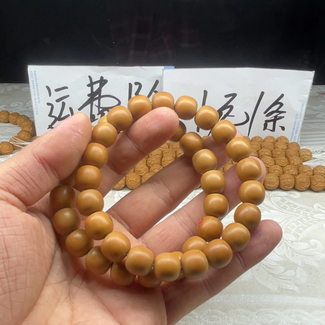 猴头核桃吊坠老型镶嵌款体验