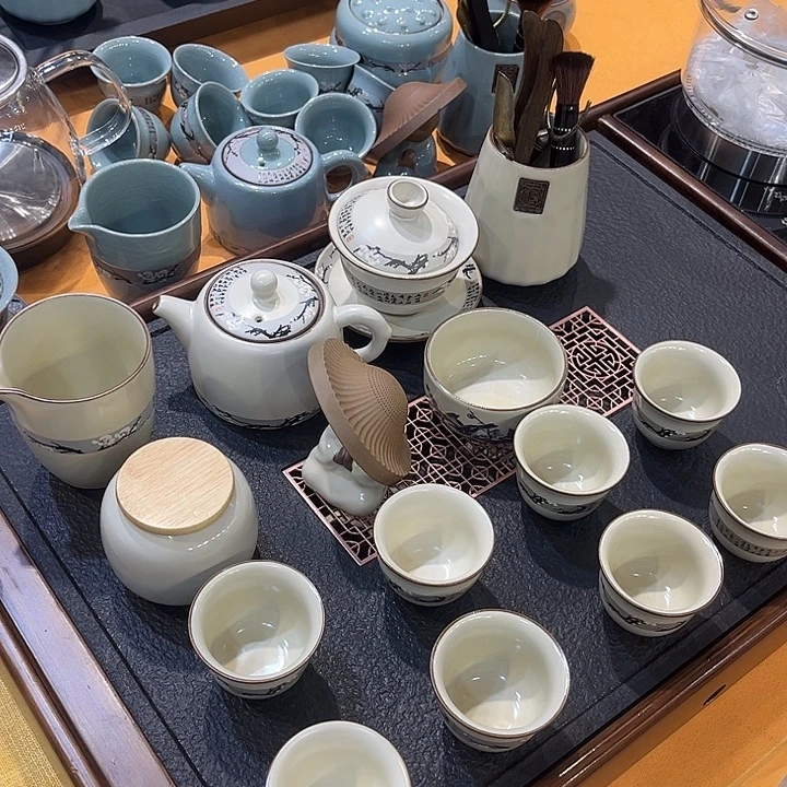 茶盘厂东坡……茶盘厂东坡