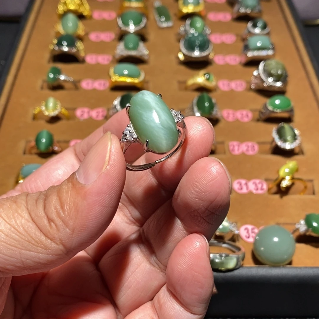 和田玉未镶嵌戒指