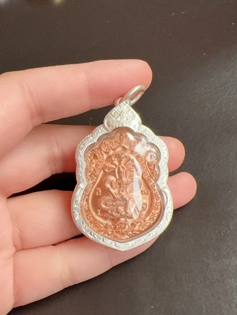 【现货】阿赞初泽度金 2562年 银壳