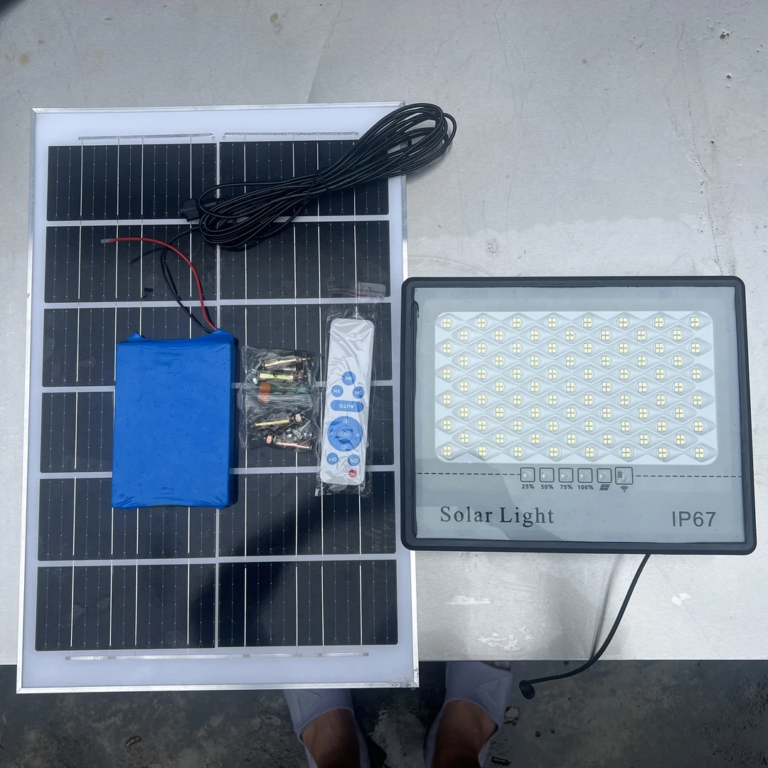 太阳能路灯满天星款电池容量24000毫安