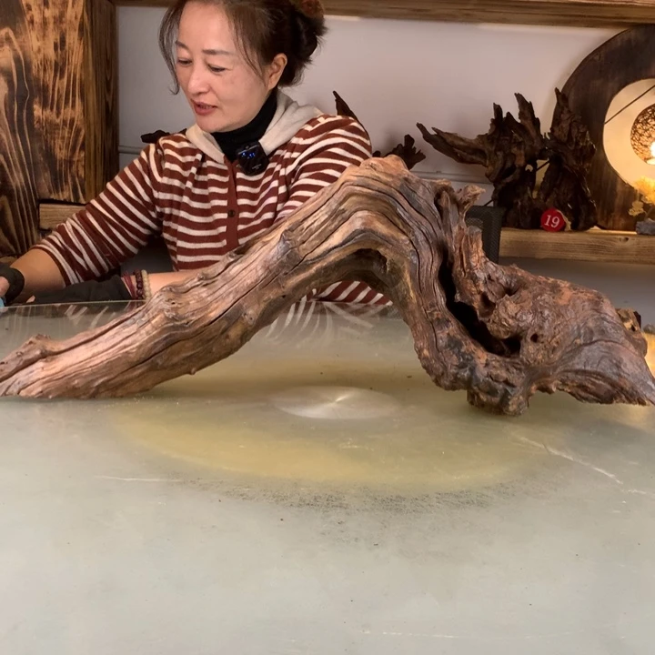 残***剑天然的云南紫柚木会黄水