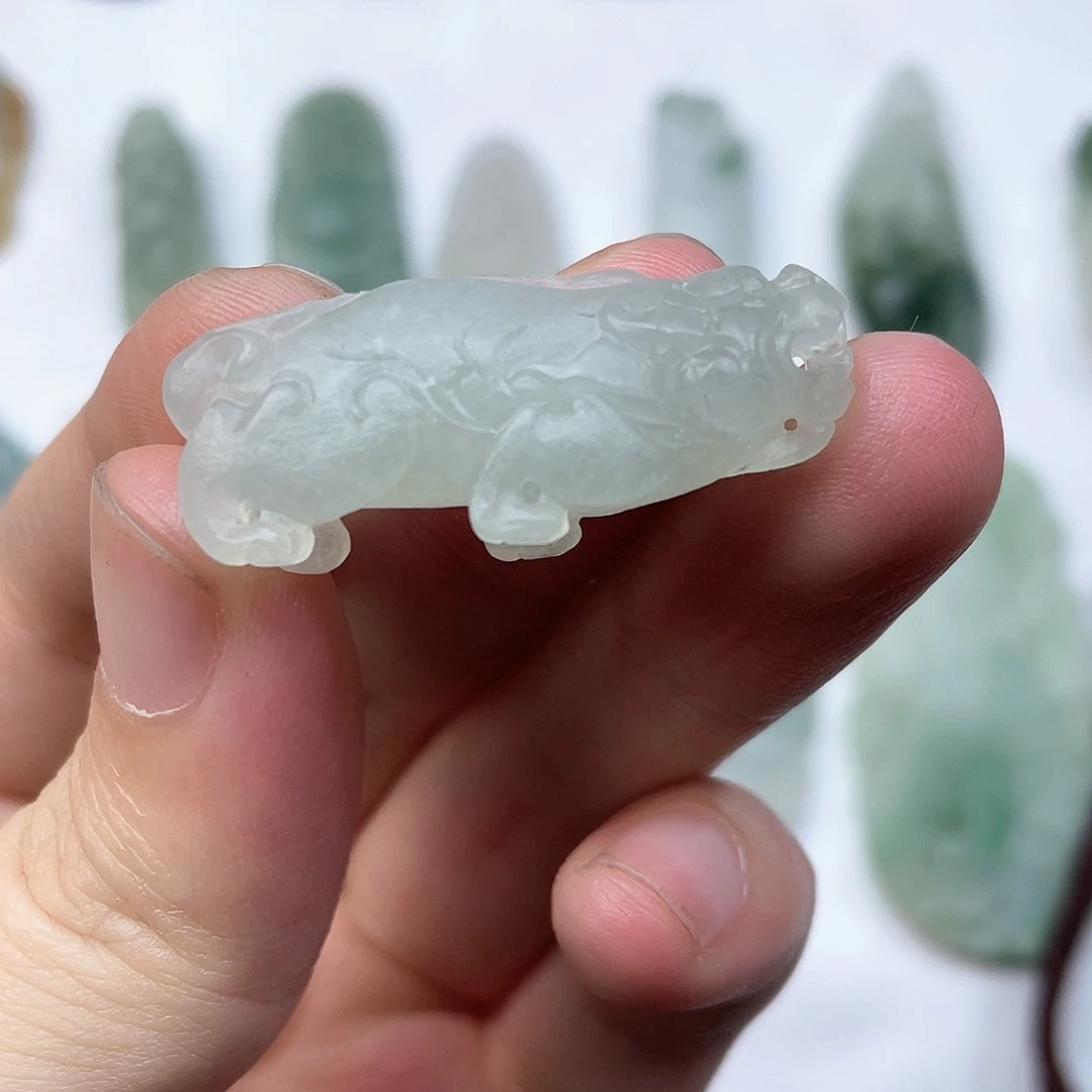 定制翡翠未镶嵌炊**水貔貅