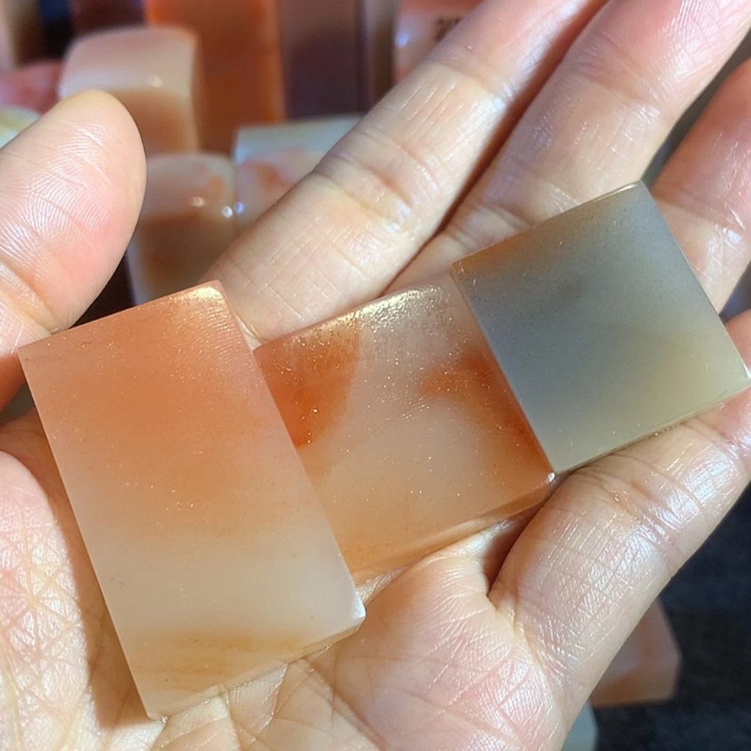 【闪购商品】老挝石菘****根老挝石印章