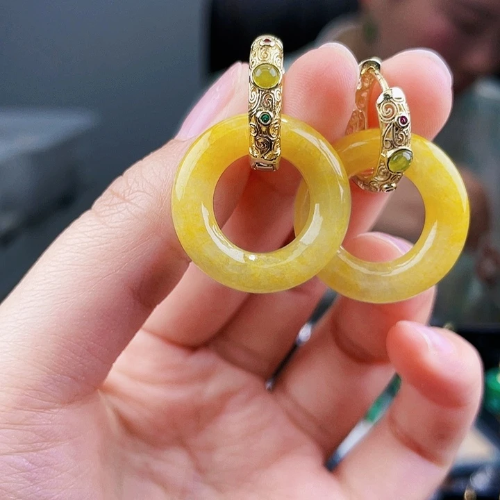 翡翠耳饰未镶嵌饰品