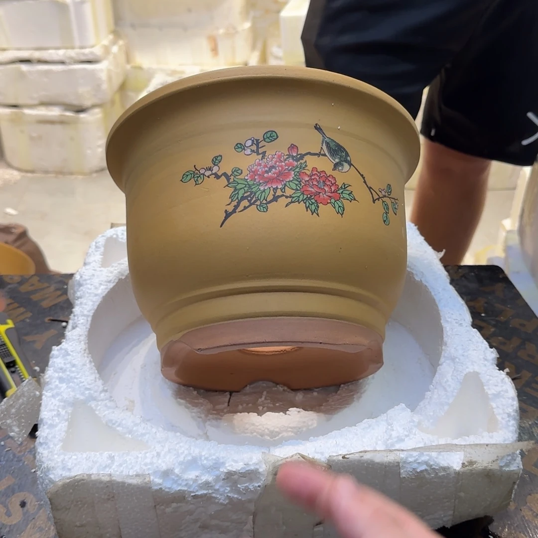 紫砂花盆瑕疵和瑕疵