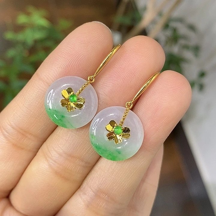 翡翠18K金镶嵌耳饰