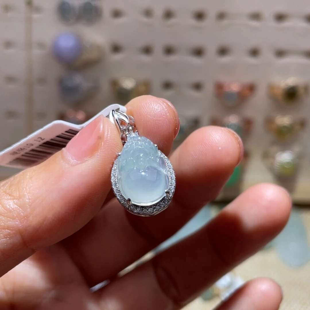 吊坠(不含链)银S925镶嵌翡翠路*路