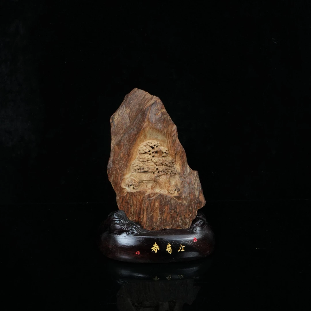 7253 马尼拉皮油老料沉香/江南春 24.7x12.5x18cm 净178.7g