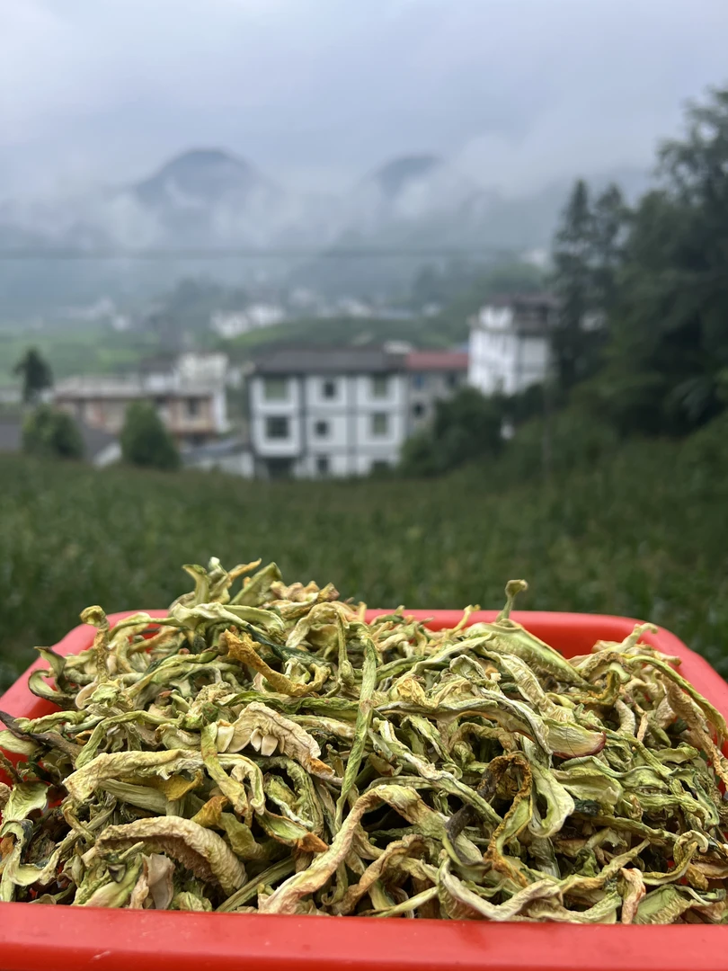 盐津高山黄瓜丝，脱水浓缩清香，口感爽脆，可凉拌，炒菜，煮汤
