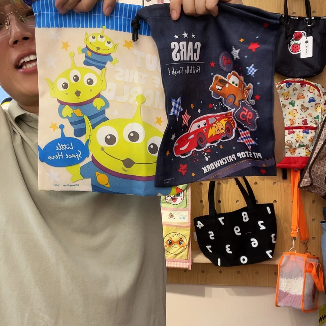 PU化妆包等产品和产品为