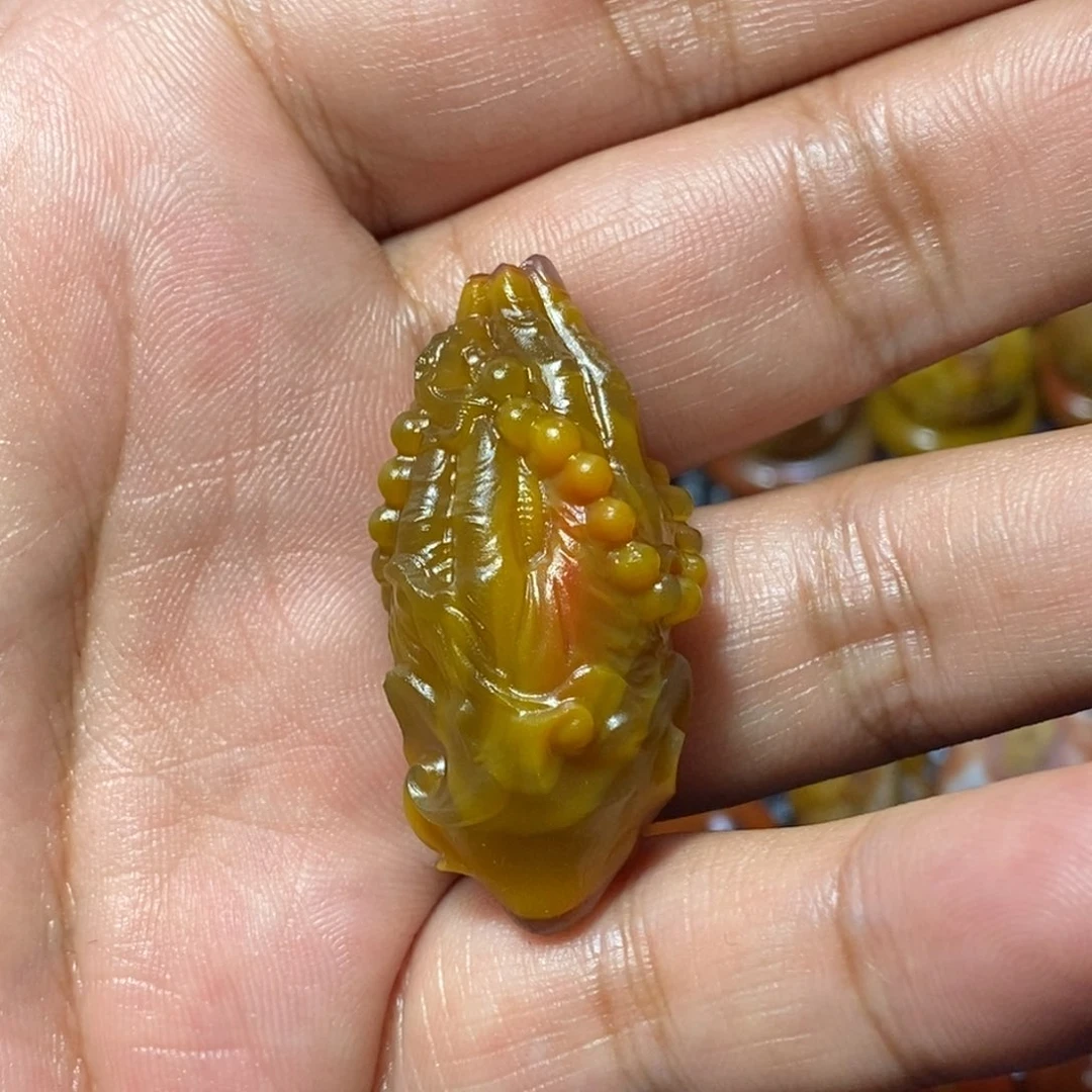 玛瑙/玉髓战国红未镶嵌沁**愿