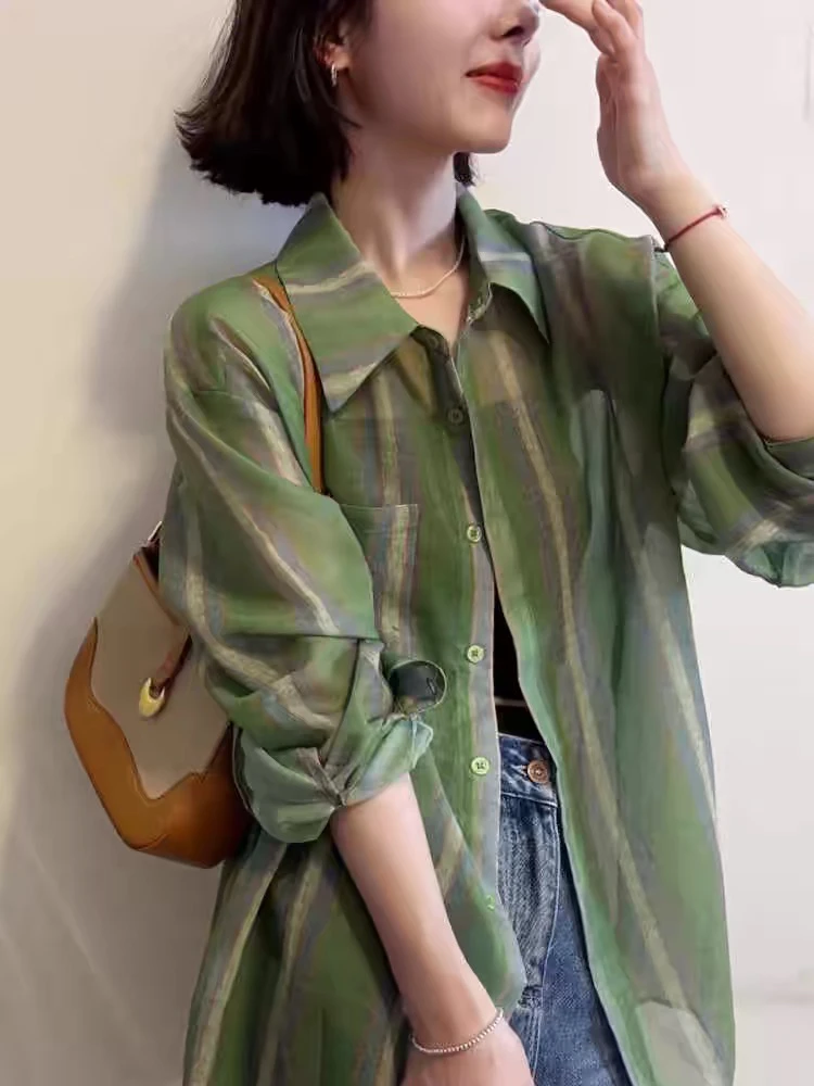 独特超好看绿色条纹衬衫2025年夏季新款宽松薄款防晒上衣女潮