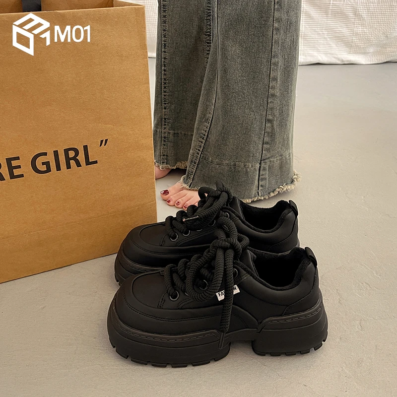 M01高级感百搭厚底小白鞋女秋季松糕增高板鞋新款爆款休闲运动鞋