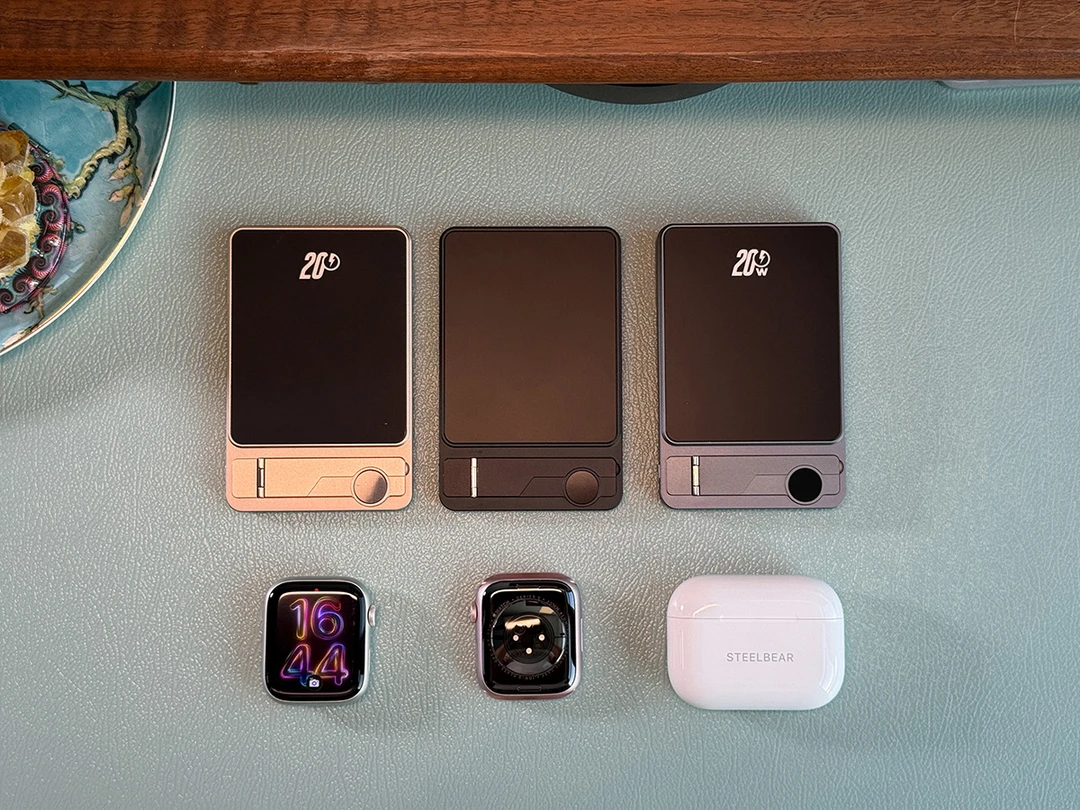 3C认证外接电池MagSafe磁吸三合一无线充适用于苹果17Pro耳机手表