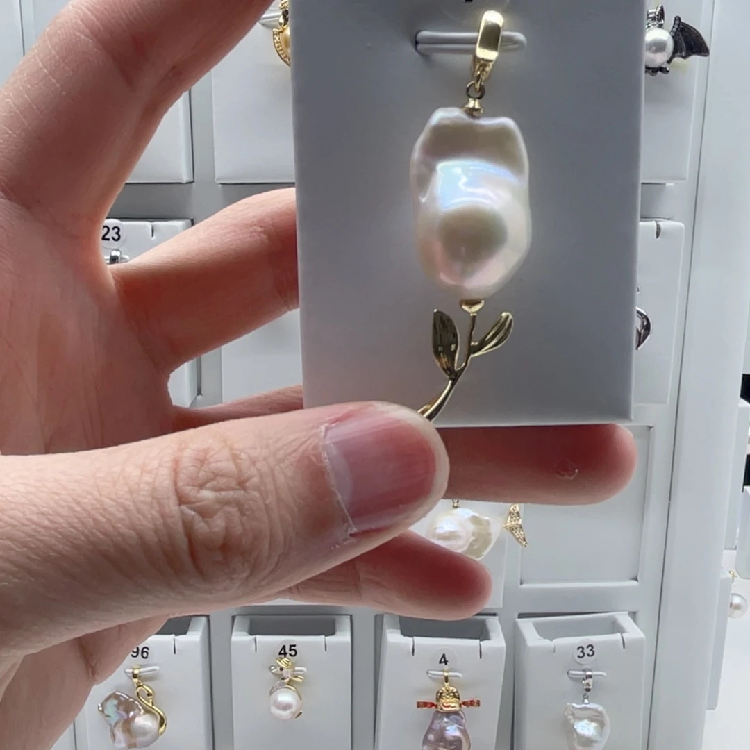 淡水珍珠颈饰合金