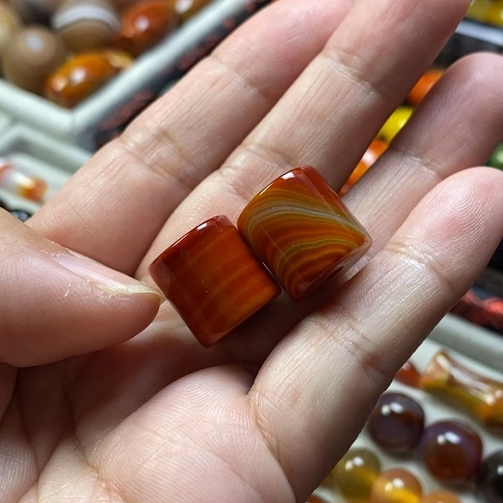 悟***远未镶嵌玛瑙/玉髓珠宝半成品缠丝直切一对