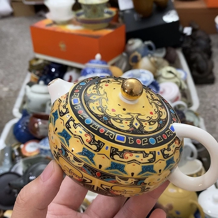 陶瓷艺术品及陶瓷制品