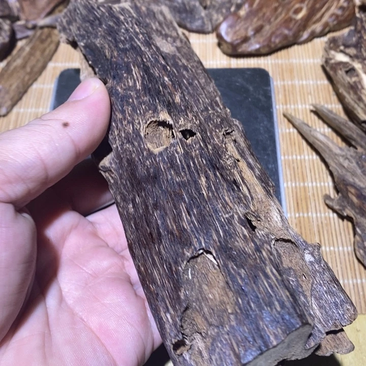 沉香沉香碎屑海南虫