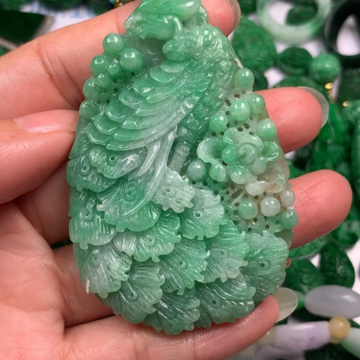 定制翡翠未镶嵌翡翠