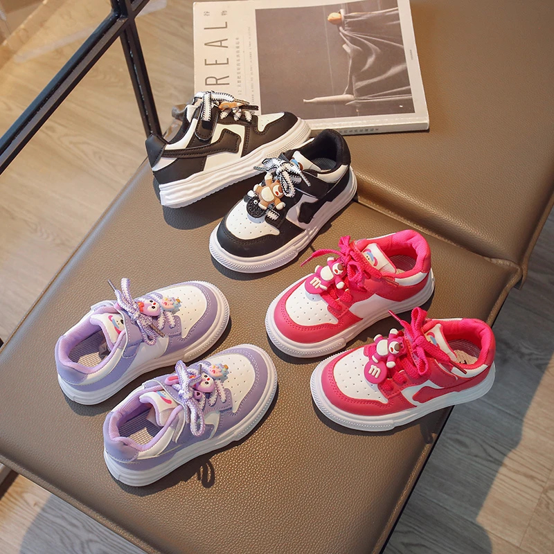 防滑轻便男女运动鞋春韩版季软底春季板鞋百搭透气男童时尚