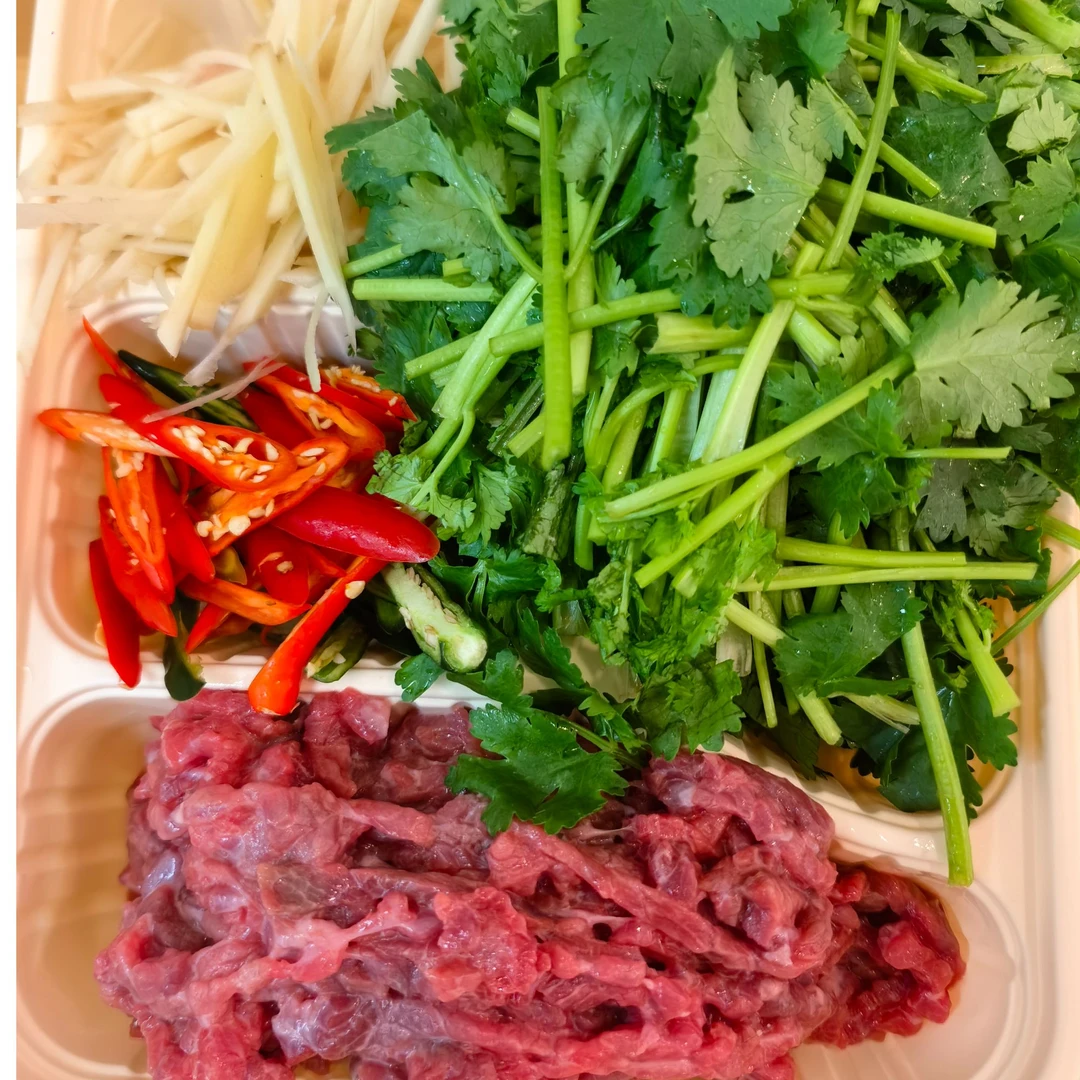 香菜牛肉丝（鲜牛肉约150-260g）牛肉同城配