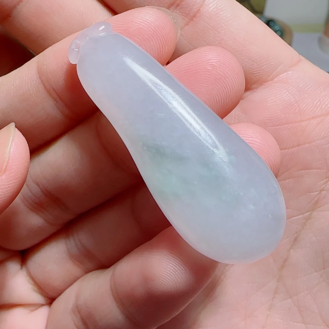 翡翠未镶嵌颈饰福瓜