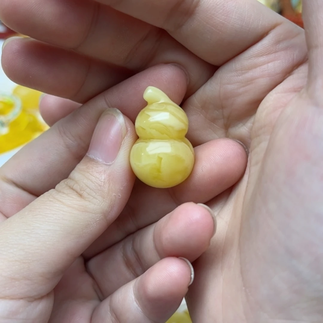 【闪购商品】未镶嵌蜜蜡裸石配饰
