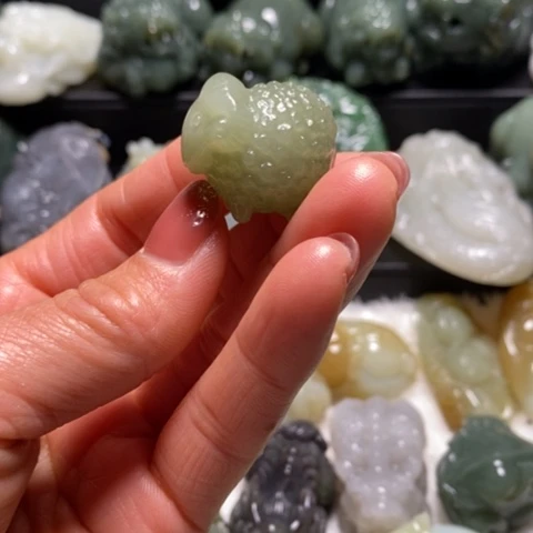 未镶嵌和田玉（糖玉）珠宝奇石