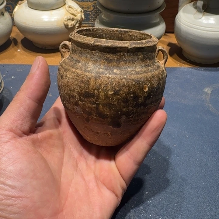 浅***尘其他漂亮的小瓷瓶子