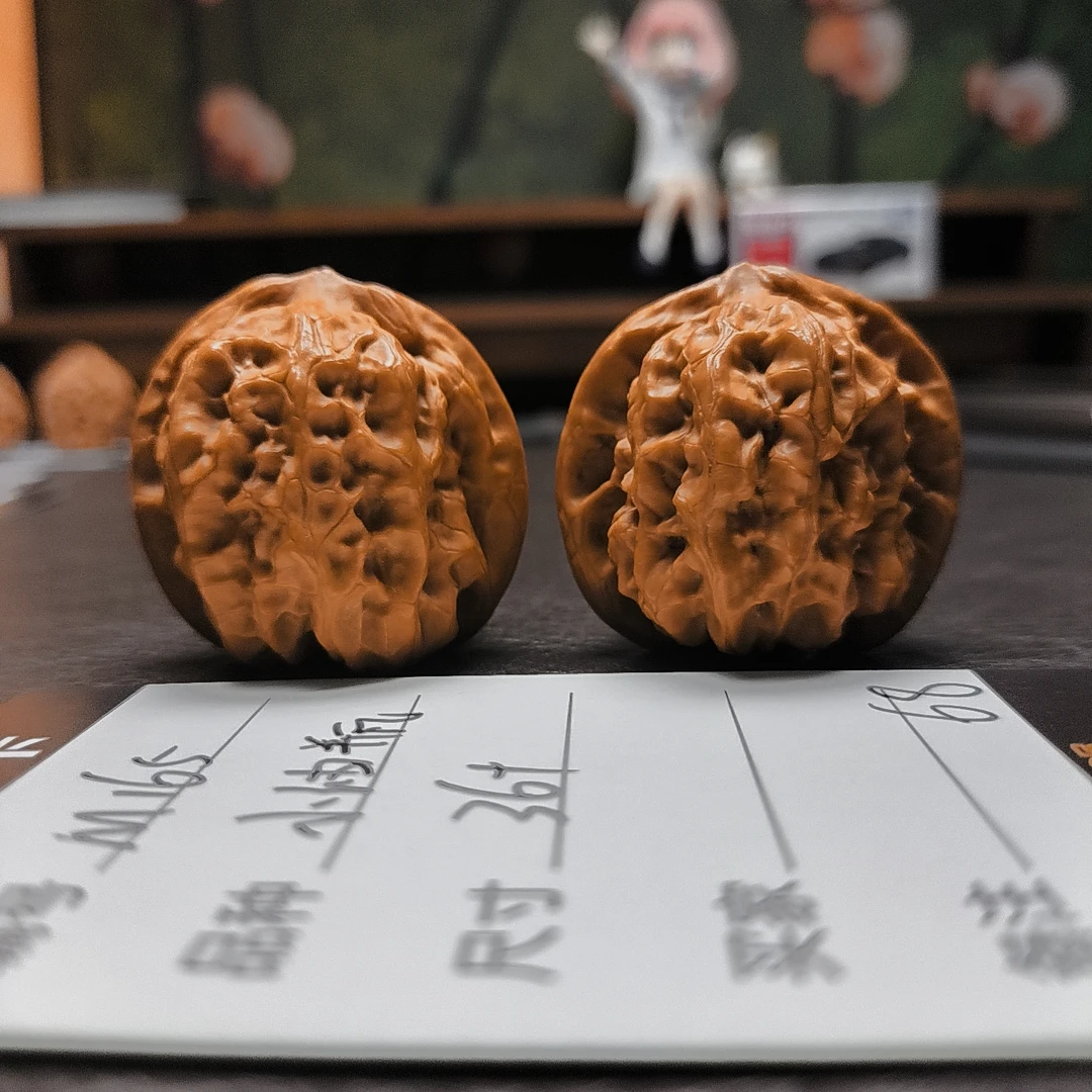 【文玩核桃】小油瓶36+（M165）