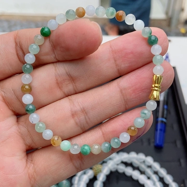 定制翡翠未镶嵌手链
