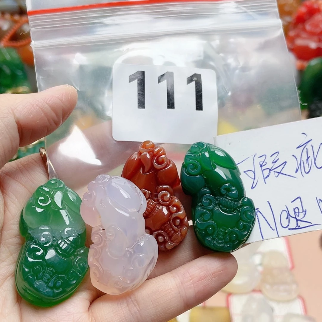 合金颈饰玛瑙/玉髓于*