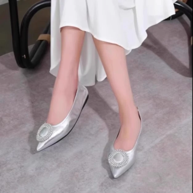 乐芙【编号673-编号696】默认微瑕/断码女鞋