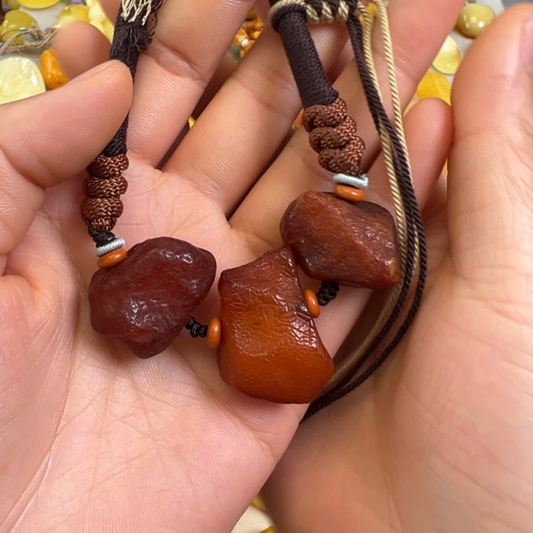 蜜蜡裸石未镶嵌蜜蜡