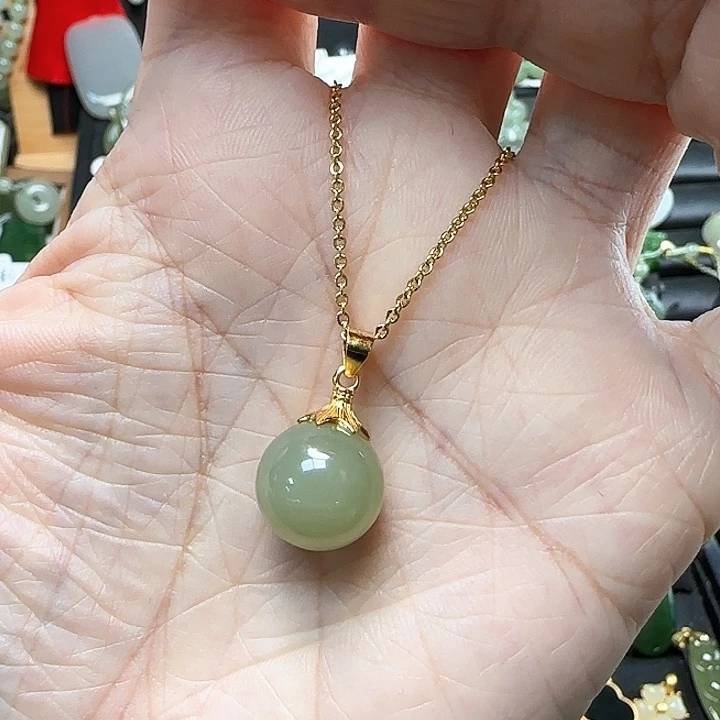 颈饰银S925镶嵌和田玉