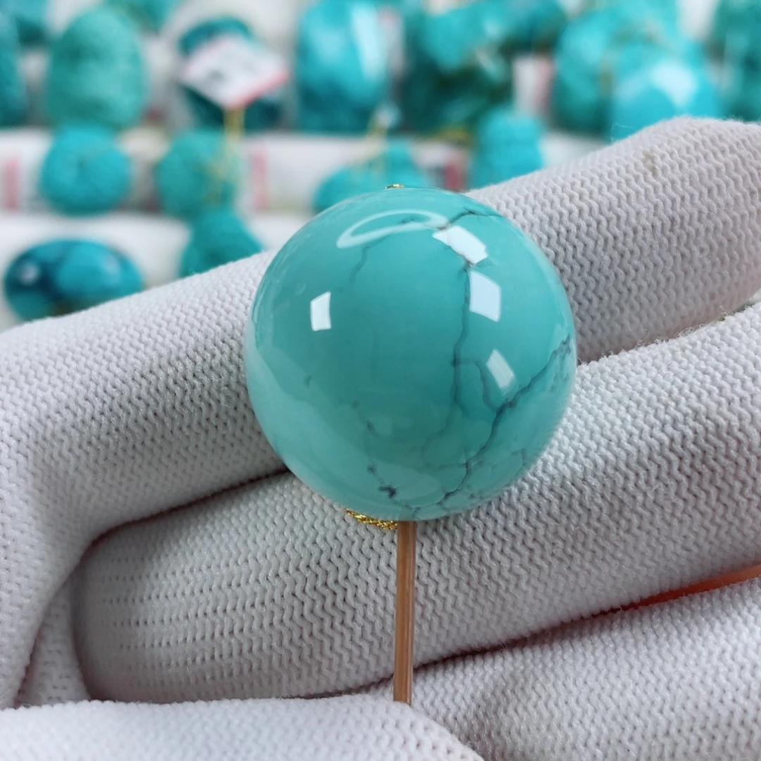 绿松石颈饰未镶嵌