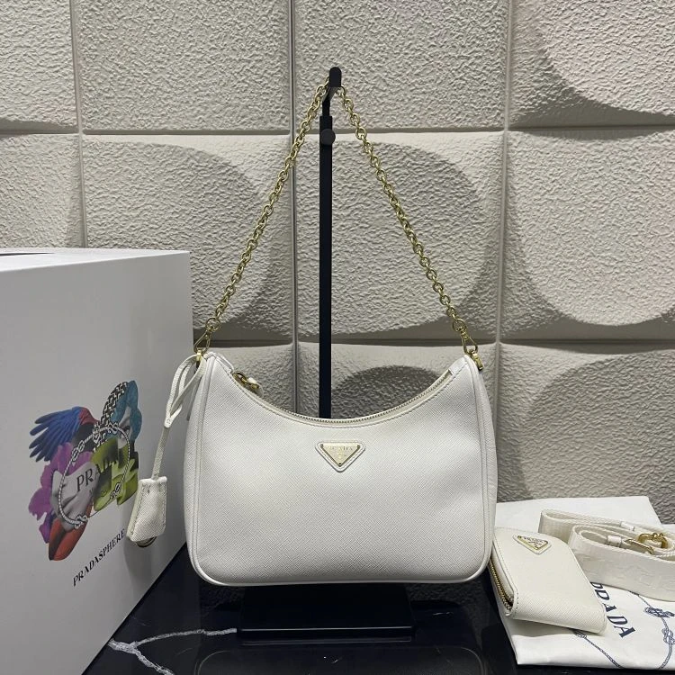 95新/普拉达/C14044456848/[251114ELAW]